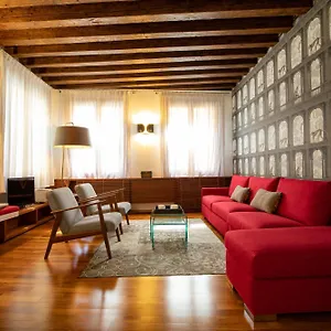 https://ca-della-scimmia.hotelslidodijesolo.com